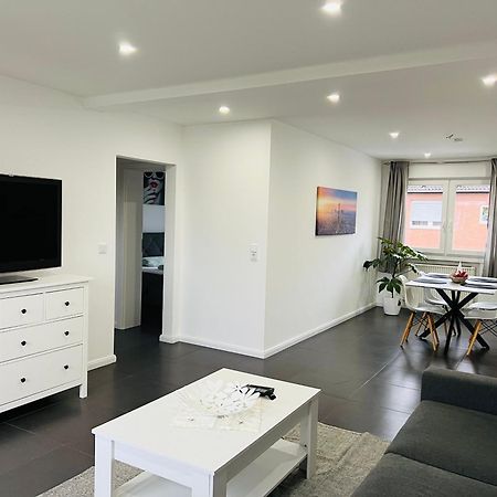 Elegante Apartment In Erftstadt Mit Balkon, Zentral, Bahnhof Nah, Phantasialand Bruehl Bei Cologne Luaran gambar
