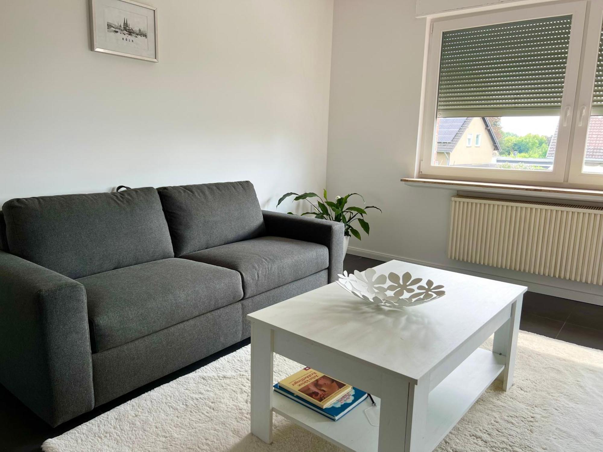 Elegante Apartment In Erftstadt Mit Balkon, Zentral, Bahnhof Nah, Phantasialand Bruehl Bei Cologne Luaran gambar
