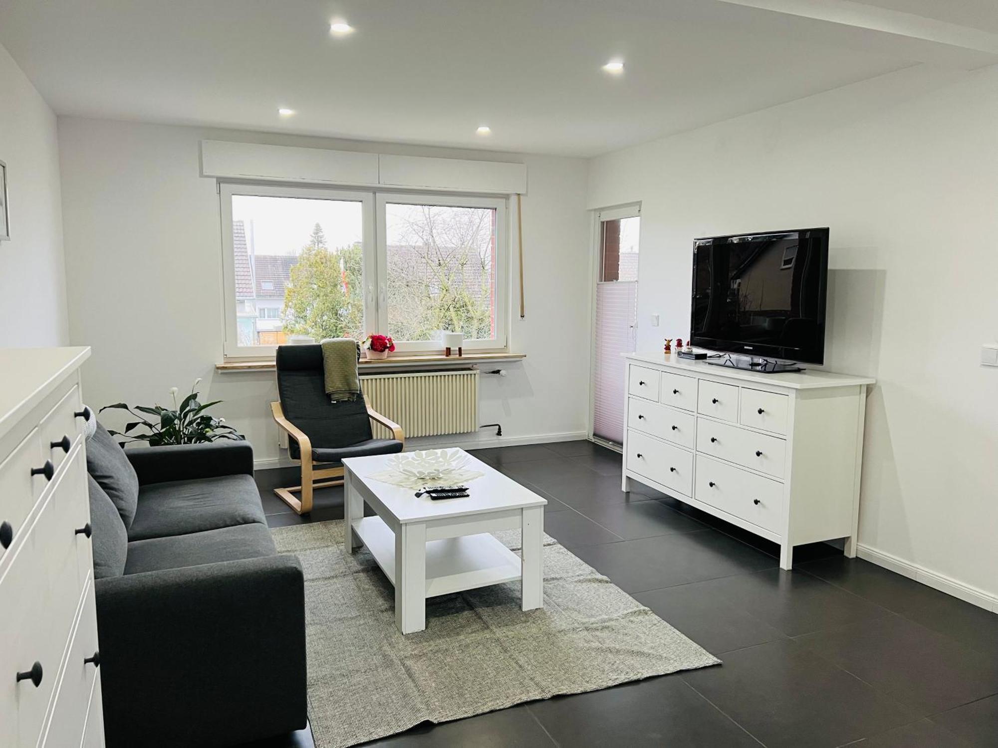 Elegante Apartment In Erftstadt Mit Balkon, Zentral, Bahnhof Nah, Phantasialand Bruehl Bei Cologne Luaran gambar