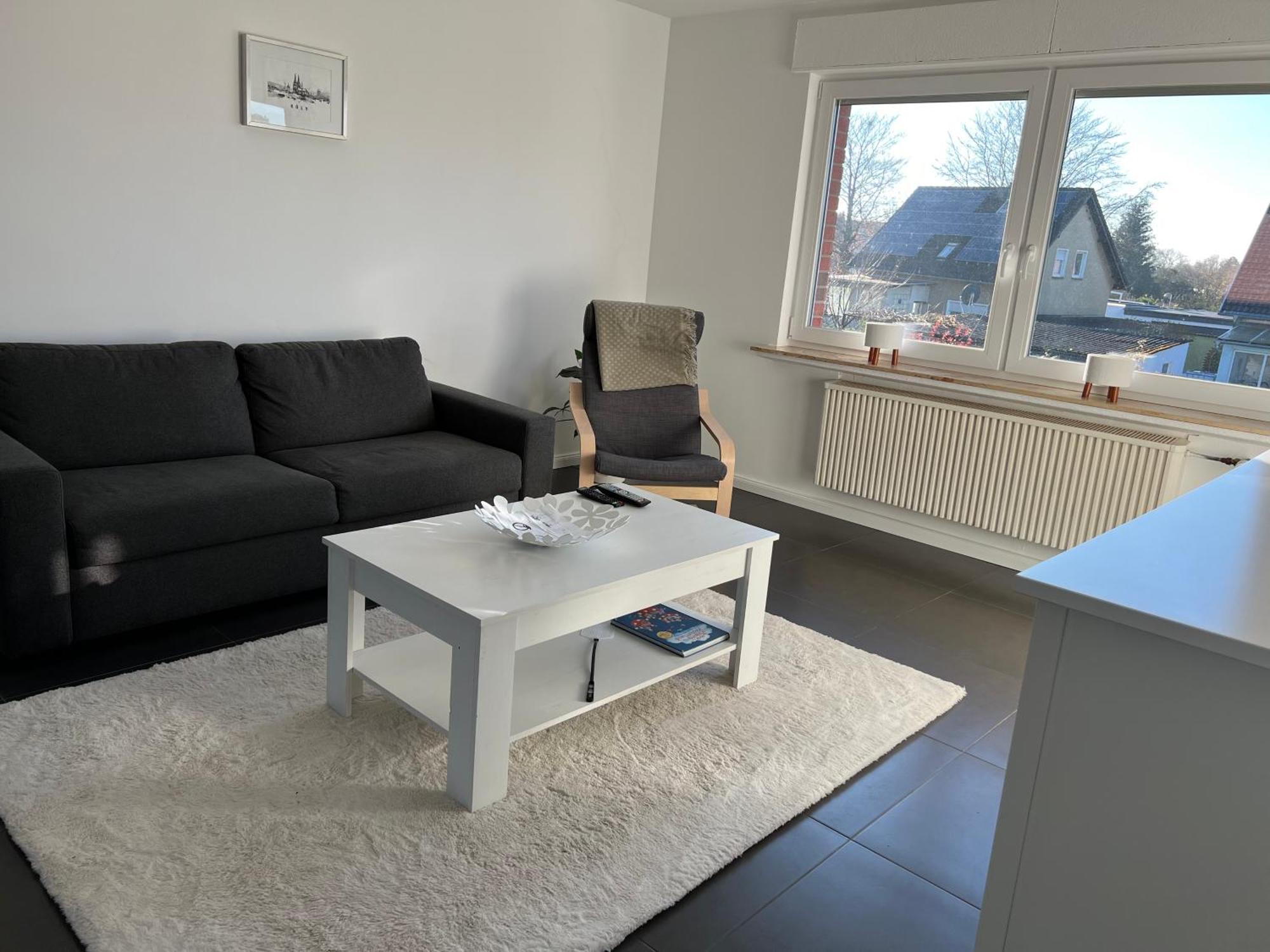 Elegante Apartment In Erftstadt Mit Balkon, Zentral, Bahnhof Nah, Phantasialand Bruehl Bei Cologne Luaran gambar